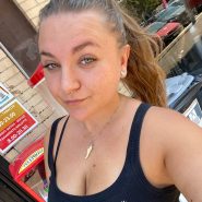 Ciao sono una troia bionda mi piace prenderlo tutto in quel posto, rispondo solo su telegram @trinciando