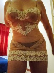 SIG ELEGANTE 50ENNE ITALIANA, INAPPUNTABILE IN PIEDI, MA TANTO PORCA A LETTO... [ PRELIMINARI SHOCK ]
