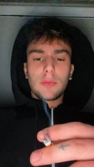 Sono un ragazzo di 22 anni molto voglioso è disposto a realizzare ogni tuo desiderio sessuale 