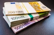 UNA SOLUZIONE PER I TUOI PROBLEMI FINANZIARI
