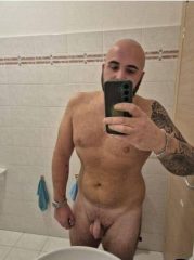 Cerco amante dotato, scrivetemi anche su telegram officialbox90