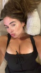 Ciao a tutti ❤️🥰
Sono Catalina, un'affascinante giovane donna disponibile per incontri discreti e a pagamento. 
Il mio telegramma: @Catalinaperrin 

