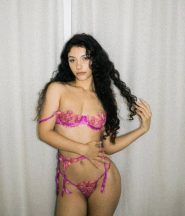 Mi chiamo Diana, ho 28 anni e sono disponibile per un incontro sessuale a pagamento. Se sei interessato, scrivimi su WhatsApp. 😘😘😘😍💋💋🥰