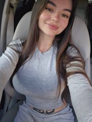 Sono disponibile per ogni tipo di incontro discreto e senza impegno 🍆🥵
Il mio Telegram: @celinerams
il mio numero WhatsApp: +33632636120