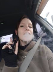 Jeune escorte disponible pour des rencontres plans cul.