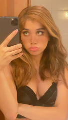 Sono una ragazza italiana sensuale di 24 anni.