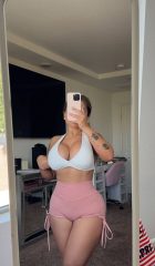 🍑🌹Sono disponibile per un po' di divertimento malizioso 🍑