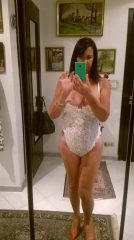 brunaitaliana matura bella presenza molto erotica per momenti intriganti nn rispondo ad anonimi kiamami x incontro in ambiente riservato ed elegant