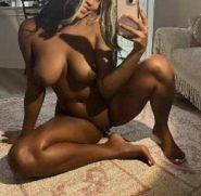 New Entry Sofia, giovane mulattina corpo delizioso e sensuale, preliminari al naturale, figa sempre vogliosa anche per un massaggio molto particolare 