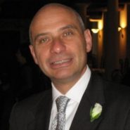 UN APPUNTAMENTO A CENA PER ANDARE A PRENDERE I BICCHIERE DELLA STAFFA A CASA MIA?.........