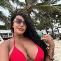 
*NOVITÁ:new new in zona VALENTINA💞💚VIENI A FARTI UN BEL POMPINO❗❗CALDO-FIGA STRETE🥵 ANCHE MASSAGGIO EROTICI
