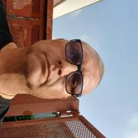 Ciao sono un uomo sposato di 52 anni cerco divertimento se interessate chiamami 3298194807 sapro farti divertire