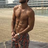 UN VERO RAGAZZO ARABO ATTIVO A MILANO DI 26 ANNI...
