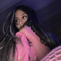 Sono una donna single disponibile per una rapporto sessuale ma &egrave; pagamento quindi sei interessato