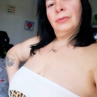 Pamela la milf preferita dagli italiani foto reali 