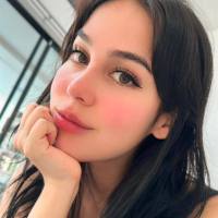 Sono disponibile per incontri sessuali a pagamento.