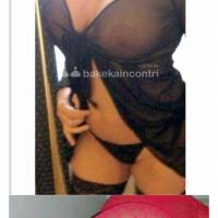 Veronica biondissima latina sempre hot pronta per essere domata 
