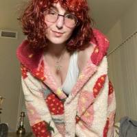 Sono disponibile per incontri sessuali 