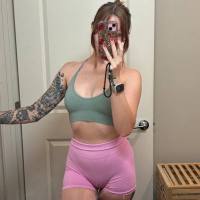 Sono disponibile per incontri sessuali a pagamento