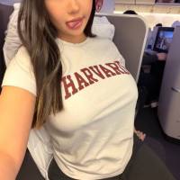 Sono disponibile per incontri sessuali a pagamento. 