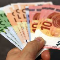 OPPORTUNITÀ  DI DENARO A TUTTI DI 2OOO - 8.OOO.OOO 
E-mail: aichamancini@libero.it 