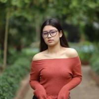 RAGAZZA TINA GIOVANE E SIMPATICA SONO A RIVA DEL GARDA  TN  E 
LE  MIE FOTO SONO REALI E VERE OH 23 ANNI  SONO APENA A RIVATA 