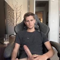 David, un bell'uomo, &egrave; disponibile per te.