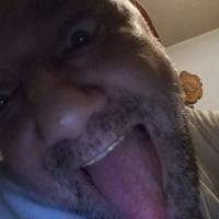 Ciao sono Gianluca Scalese mi piace essere inculato se non rispondo scrivetemi su tg siddino1