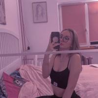 Sono Bianca, Ragazza italiana e 25 anni Sono completa.........🎀𝓣𝓮𝓵𝓮𝓰𝓻𝓶🎀┈➤{Bianca2it}