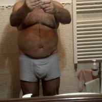 DAMIANO 58 ENNE PASSIVO ROBUSTO E PELOSO DI SOVERATO (CZ) CERCO UOMO ATTIVO PELOSO.