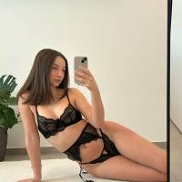 Una normale ragazza italiana di 27 anni.