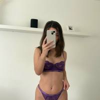 Una normale ragazza italiana di 27 anni.