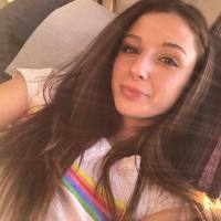 Sono una escort disponibile. Mi piace davvero divertirmi. Sono aperto a chiunque sia sincero e serio 😙. Mi prendo molto cura di me stessa, ho un bel 
