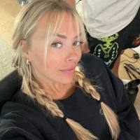 I'm available for a good paid sex deal. Interested? Write to me on WhatsApp. 