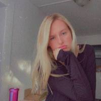 Scopami a casa mia o a casa tua 💋😘