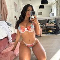 Sono una escort e sono disponibile per incontri sessuali a pagamento 🥰