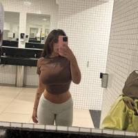 Ciao a tutti ❤️🥰
Sono Catalina, un'affascinante giovane donna disponibile per incontri discreti e a pagamento. 
Il mio telegramma: @Catalinaperrin 

