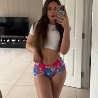 Ciao, mi chiamo Julia, sono disponibile per un piacere intenso 🥰