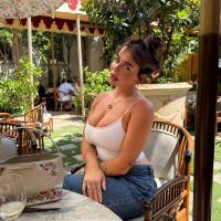 Ciao a tutti ❤️🥰
Sono Catalina, un'affascinante giovane donna disponibile per incontri discreti e a pagamento. 
Il mio telegramma: @Catalinaperrin 

