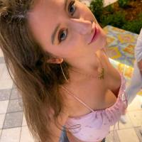 Ciao sono disponibile tutta la notte per momenti eccitanti senza grattacapi😍🍑🍆