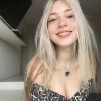 DONNA SINGLE EROTICA DISPONIBILE PER UNA INCONTRO SERIA 