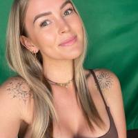 Sono disponibile &hearts;️&hearts;️&hearts;️