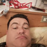 Cerco donna per relazione seria scopo convivenza o matrimonio e ore liete.