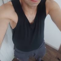 Sera e tutta notte, vogliosissimo di leccare intesamente x ore (almeno 2 ore di fila) la f...a a donna (anche milf) ! Per poi fare tanto sex! 