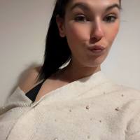 Sono disponibile per ogni tipo di incontro discreto e senza impegno 🍆🥵
Il mio Telegram: @Clara12380
Il mio numero WhatsApp: +33758081156