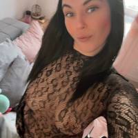 Sono disponibile per ogni tipo di incontro discreto e senza impegno 🍆🥵 
Il mio Telegram: @Clara12380 
Il mio numero WhatsApp: +31683257984