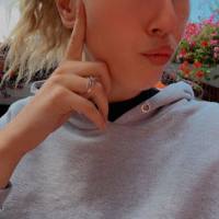 Sono disponibile per ogni tipo di incontro discreto e senza impegno 🍆🥵
Il mio Telegram: @Clara12380
Il mio numero WhatsApp: +33758081156