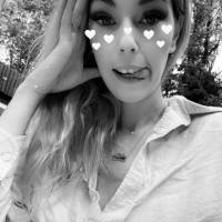 Sono disponibile per ogni tipo di incontro discreto e senza impegno 🍆🥵
Il mio Telegram: @Clara12380
Il mio numero WhatsApp: +33758081156