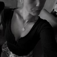 Sono disponibile per ogni tipo di incontro discreto e senza impegno 🍆🥵
Il mio Telegram: @Clara12380
Il mio numero WhatsApp: +33758081156