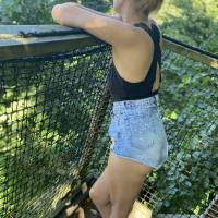 Sono disponibile per ogni tipo di incontro discreto e senza impegno 🍆🥵
Il mio Telegram: @Clara12380
Il mio numero WhatsApp: +33758081156